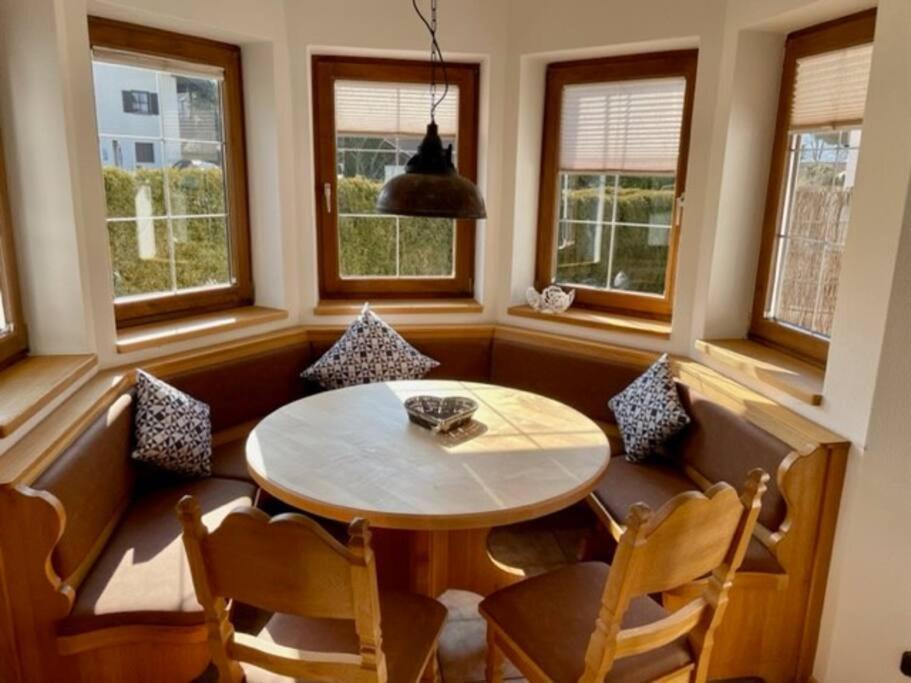 Apartamento Kleines Haeuschen Mit Bergblick Eschenlohe Exterior foto